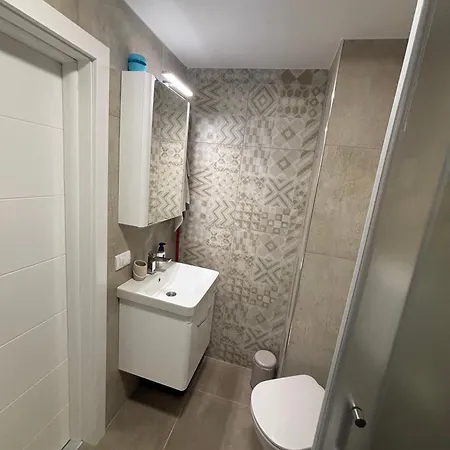 Hello One 2 Apartamento Šabac